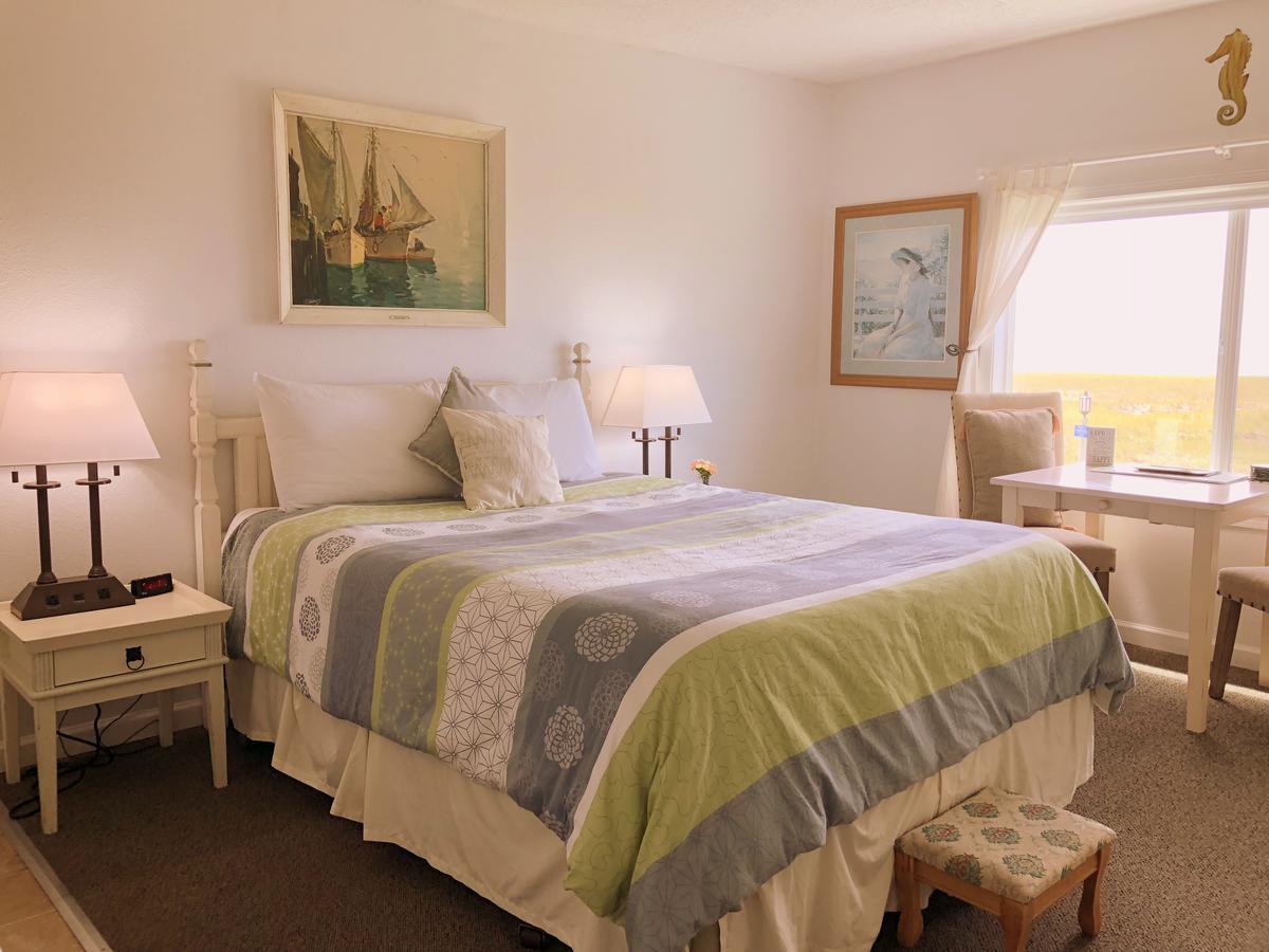 The Tradewinds Condo/Hotel Seaside Oda fotoğraf