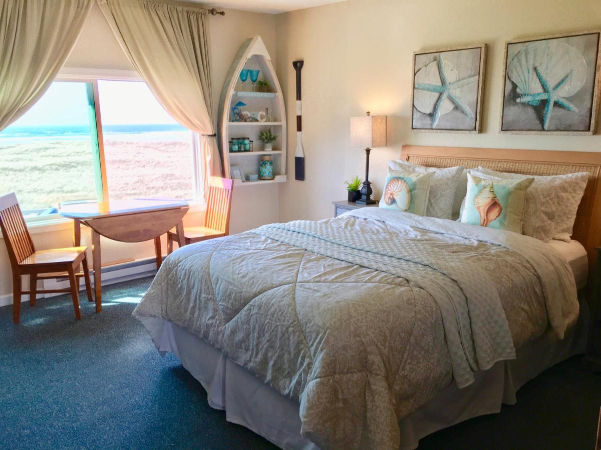 The Tradewinds Condo/Hotel Seaside Dış mekan fotoğraf